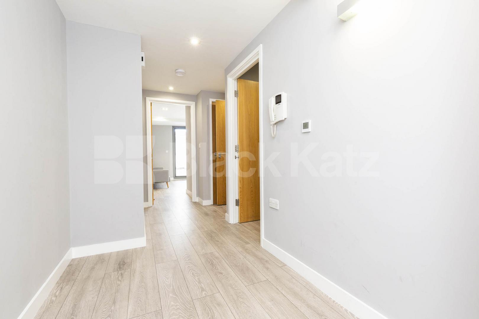 			1 Bedroom, 1 bath, 1 reception Apartment			 Mintern Street, Old Street / Shoreditch Park